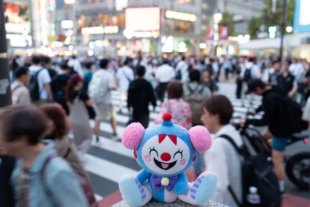Babaru at Shibuya crossing